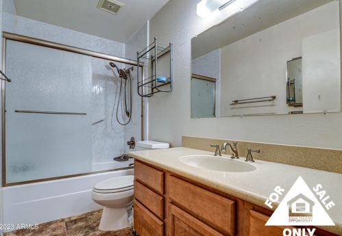 15837 25th Ave, Phoenix AZ  85023-4147 exterior