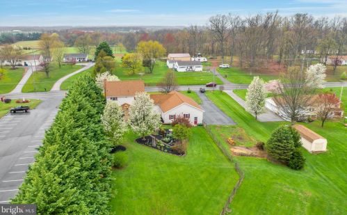 1460 Frederick Pike, Littlestown PA 17340-9764 exterior