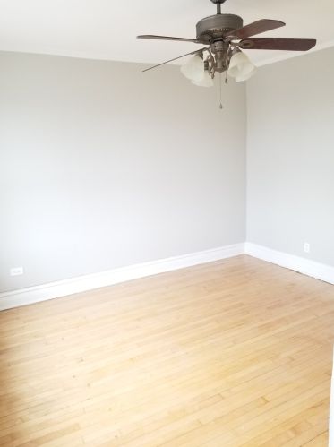 5218 Lockwood Ave, Chicago IL 60638-1611 exterior