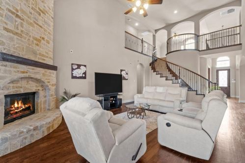 3030 Mcgregor Dr, Frisco TX 75033-8040 exterior