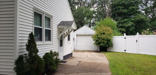 1433 Montague Ave, Meskegon, MI 49441-3128