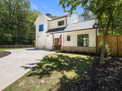 1257 Goodwin Rd, Atlanta, GA 30324-2737