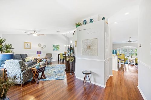 397 Ashbury Way, Naples FL 34110-1300 exterior