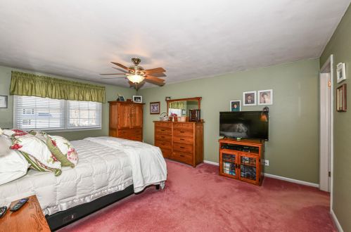 2840 117, Milwaukee WI 53222-4104 exterior