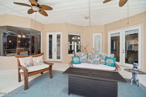 2025 Sykes Crk Dr, Merritt Island FL 32953-3066 exterior