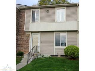 2049 Lac Du Mont, Haslett MI  48840-9513 exterior