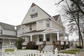 619 Stockbridge Ave, Kalamazoo MI  49001-2930 exterior