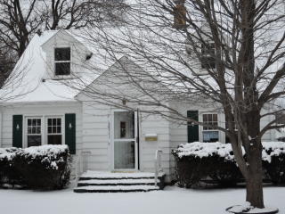 429 Glendale Blvd, Kalamazoo MI  49004-1355 exterior