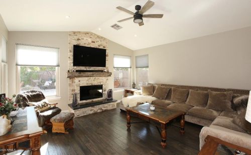 4515 Chisum Trl, Phoenix AZ  85050-8568 exterior