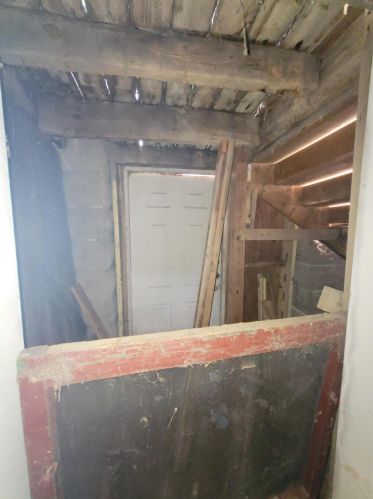 3053 Holton St, Milwaukee WI 53212-2122 exterior