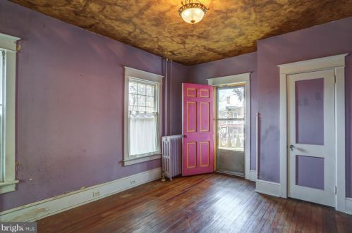 48 Cottage Ave, Lancaster PA  17602-3212 exterior