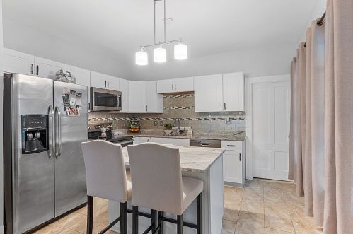 15 Isabella St, Worcester MA 01603-2122 exterior