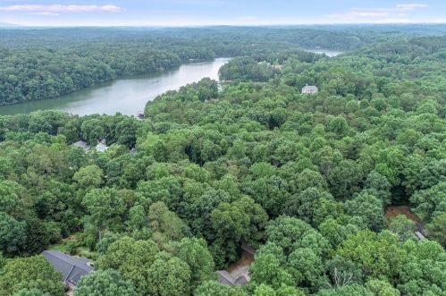 4054 Skyline Dr, Gainesville GA 30501-7662 exterior