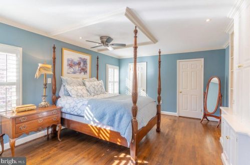 411 Fairfax St, Alexandria VA 22314-3809 exterior