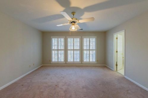 8913 Carroll Mnr Dr, Atlanta GA 30350-2080 exterior