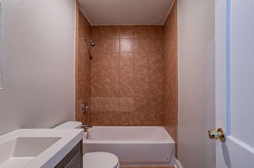 2279 Carver Dr, Atlanta GA  30314-1201 exterior