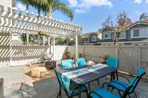 2232 Catalpa Dr, Tustin CA 92782-8357 exterior