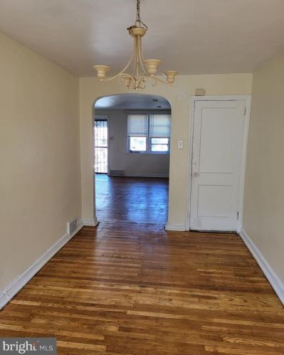 120 Spg Vly Rd, Darby PA exterior