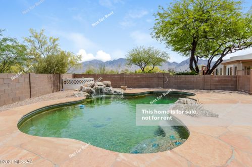 11974 Crescendo Dr, Tucson AZ 85737-3742 exterior