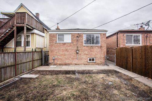 9019 Wallace St, Chicago IL  60620-2225 exterior