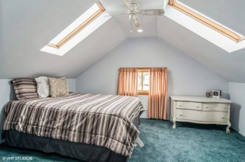 4730 Kelso Ave, Chicago IL 60630-4327 exterior