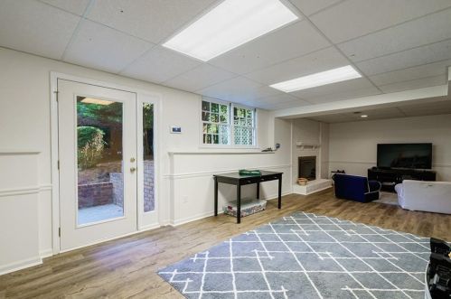 305 Drummen Ct, Atlanta GA 30328-2658 exterior