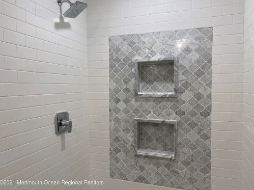 71 Bamm Hollow Rd, Middletown NJ  07748-3259 exterior