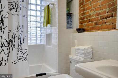 1106 Monroe St, Washington DC 20010-2014 exterior