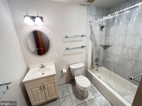 1939 Chestnut St, Philadelphia PA 19103-3504 exterior