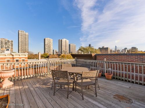 1738 Sedgwick St, Chicago IL 60614-4619 exterior