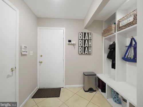 8224 Inverness Holw Ter, Rockville MD 20854-2726 exterior