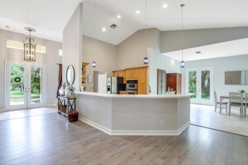 180 23 St, Naples FL 34120-1818 exterior