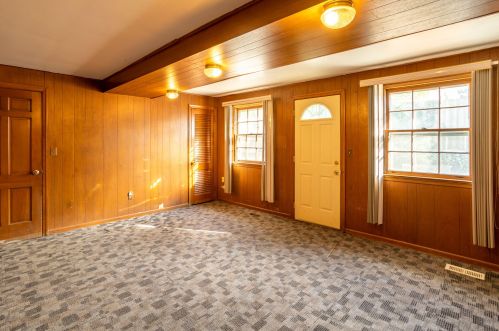 1860 Boston St, Grand Rapids MI 49506-4459 exterior