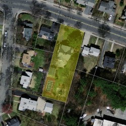 472 Crafts St, Newton MA  02465-1703 aerial view