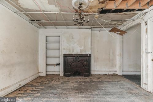 204 41st St, Philadelphia PA  19104-3502 exterior