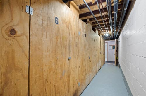 3985 84, Milwaukee WI 53228-2339 exterior