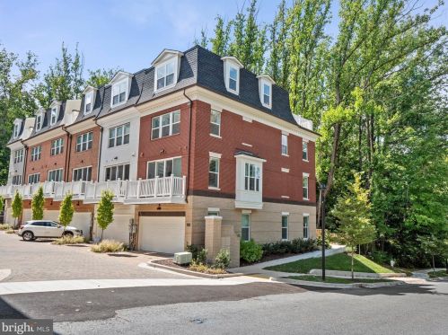 10346 Grosvenor Pl, Rockville MD 20852 exterior