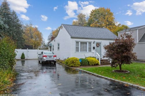 111 21st St, Huntington Station NY  11746-3150 exterior