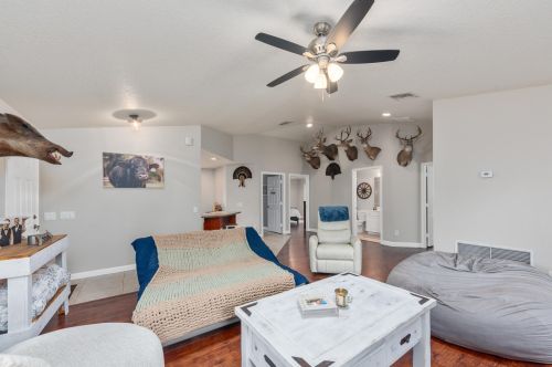 6300 Floyd Johnson Rd, Fort Pierce FL 34947-1563 exterior