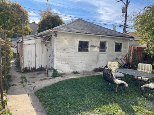 5143 Cullom Ave, Chicago IL 60634-1718 exterior