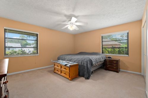 1718 Ocean Cove Ave, Fort Pierce FL  34953-2450 exterior