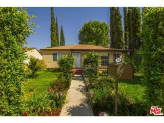 7034 Tampa Ave, Los Angeles CA  91335-2462 exterior