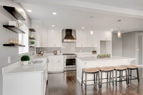 19 Ctr St, Woburn MA 01801-2930 exterior