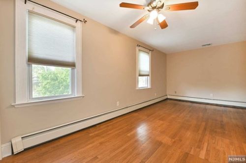 47 Kipp Ave, Hasbrouck Heights NJ 07604-1216 exterior