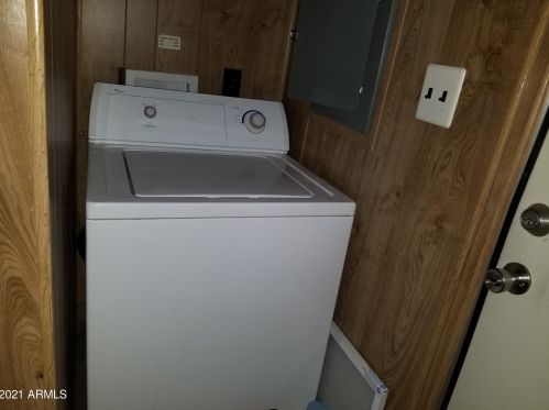 1705 Charleston Ave, Phoenix AZ 85023-1218 exterior