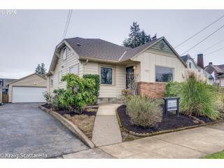 7922 Peninsular Ave, Portland OR  97217-6339 exterior