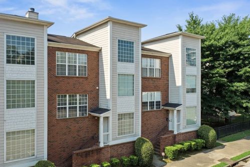 151 Fulton St, Atlanta GA  30312-2858 exterior