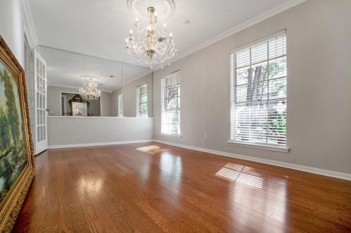 221 Normal Park Dr, Huntsville TX 77320-3438 exterior