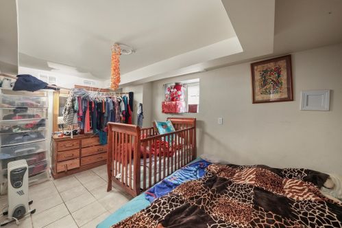 7235 Washtenaw Ave, Chicago IL  60645-1435 exterior