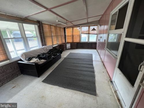 101 Ava Ave, Somerdale NJ 08083-1701 exterior